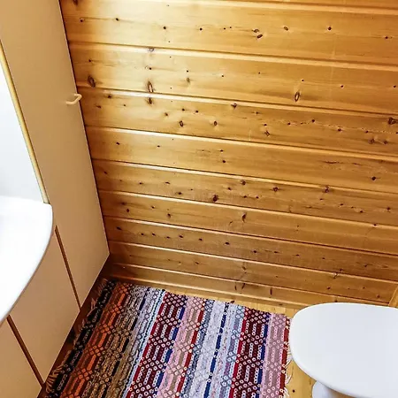 Сasa de vacaciones Aekaesjaerven Lomamoekit 1 By Interhome Rauhala
